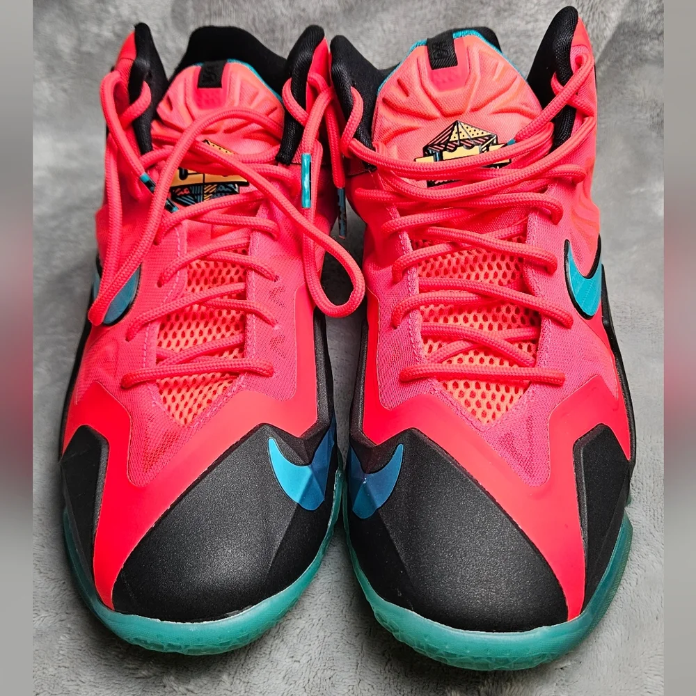 Nike LeBron 11 “Miami Nights” Crimson/Teal Youth 7Y / Women’s 8 (621712-601)